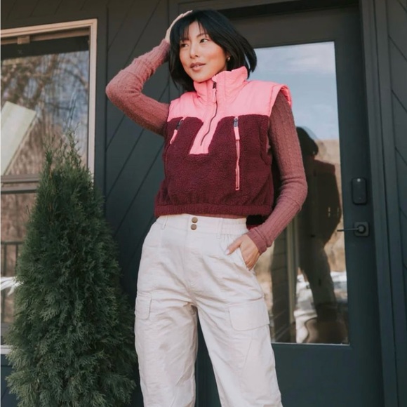 NWOT SZ MED FREE PEOPLE JOURNEY AHEAD VEST - Picture 1 of 3